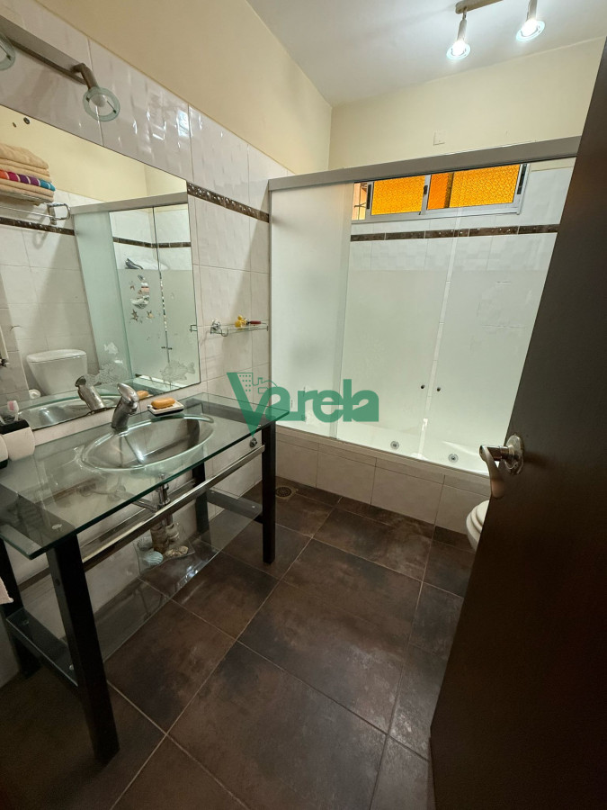 Casa ID.22593 - Venta Casa 3 dormitorios 3 baños garage piscina climatizada malvin