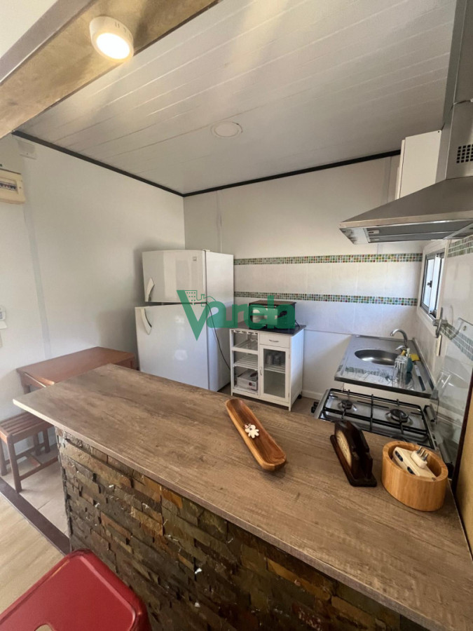 Casa ID.22928 - Casa en venta de 2 dormitorios, con estufa leña, en Pinamar Sur 