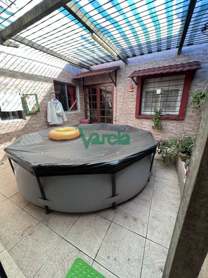 Casa ID.21883 - Venta nuda propiedad, casa padron unico, con dos aptos, Malvin