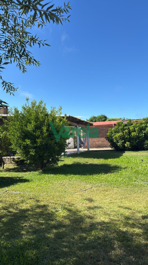 Casa ID.22975 - Venta de casa en Solymar de 3 dormitorios en 630 2 Terreno  