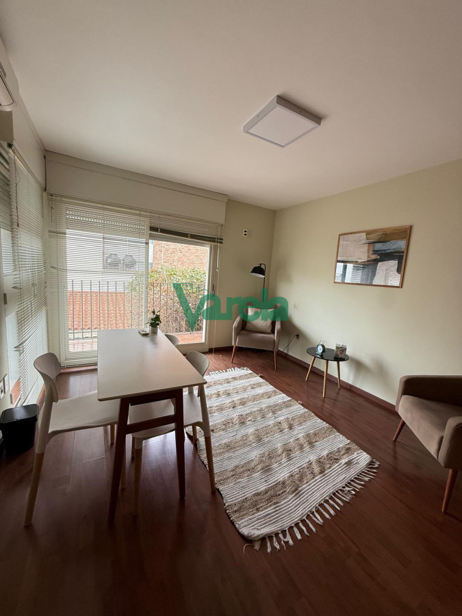 Casa ID.22745 - Alquiler de casa en Parque Batlle de 5 dormitorios 3 baños garage varios