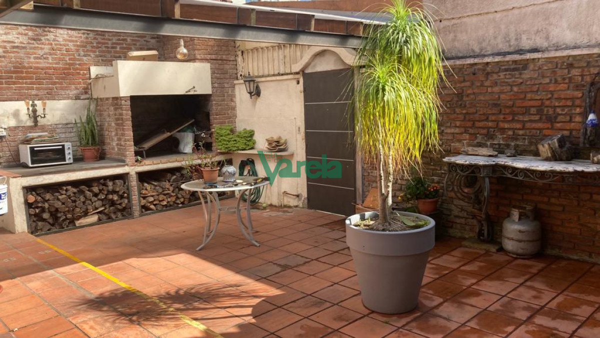 Casa ID.22033 - Venta casa, Punta Gorda, 3 dorm, 3 baños, fondo, todo a nuevo
