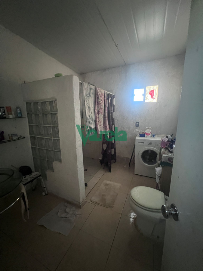 Casa ID.22539 - Venta Casa Con Terreno y 2 Apartamentos Colon Ideal Renta