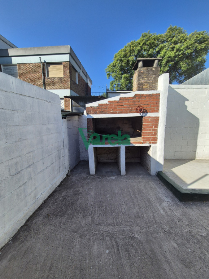 Casa ID.22916 - Alquiler 2 dormitorios op a 3 calle Bell prox Millan