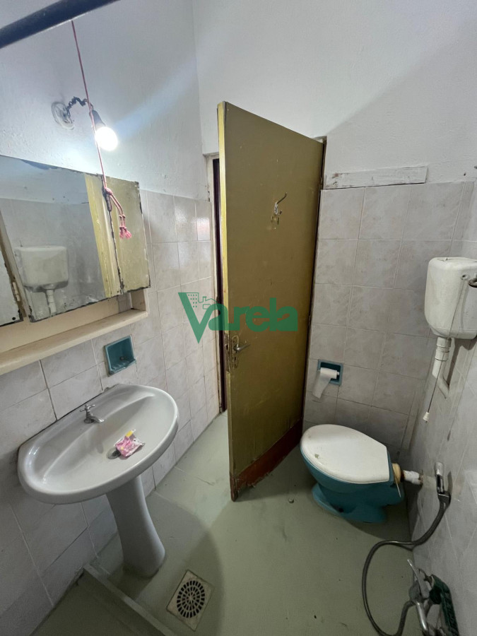 Casa ID.22737 - Casa en alquiler en Salinas, de 2 dormitorios y demas, terreno cercado