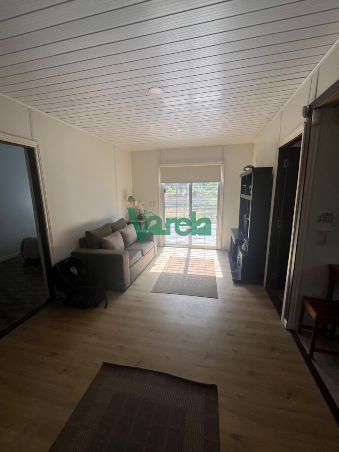 Casa ID.22928 - Casa en venta de 2 dormitorios, con estufa leña, en Pinamar Sur 