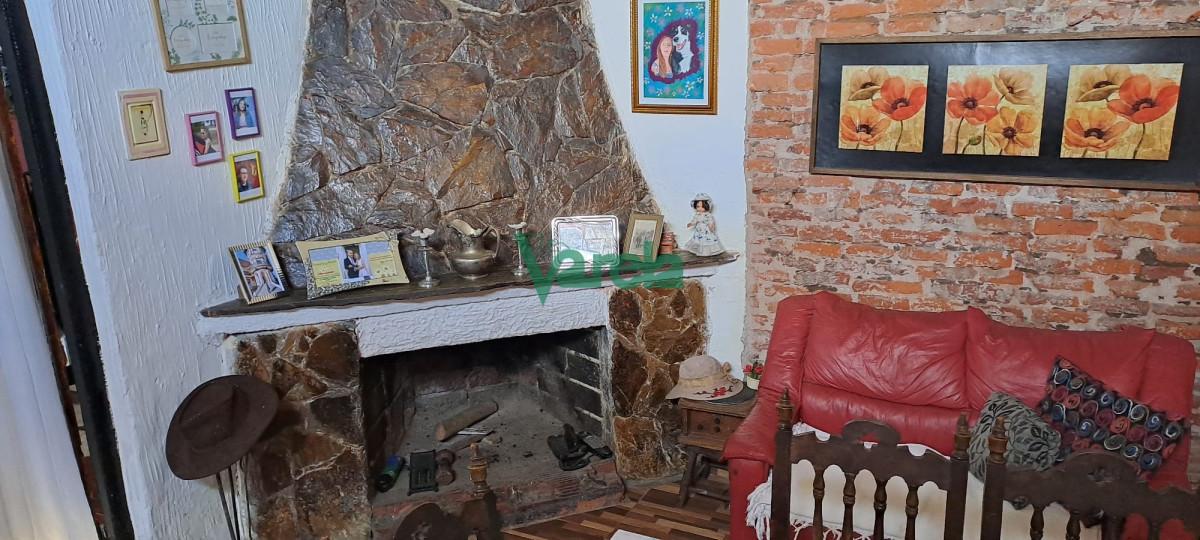 Casa ID.21725 - Oportunidad inversores en Pando, casa 4 dorm. en terreno habilitado para edificio