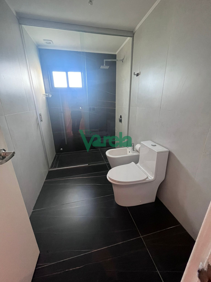 Casa ID.22168 - venta muy buena casa en colinas de carrasco 3 dormitorios 3 baños jacuzzi