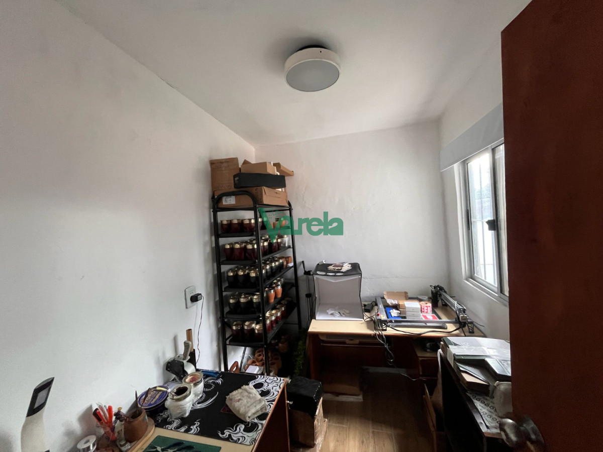 Casa ID.23074 - Casa en venta en Lagomar de 2 dormitorios, mas apto de 3 dorm