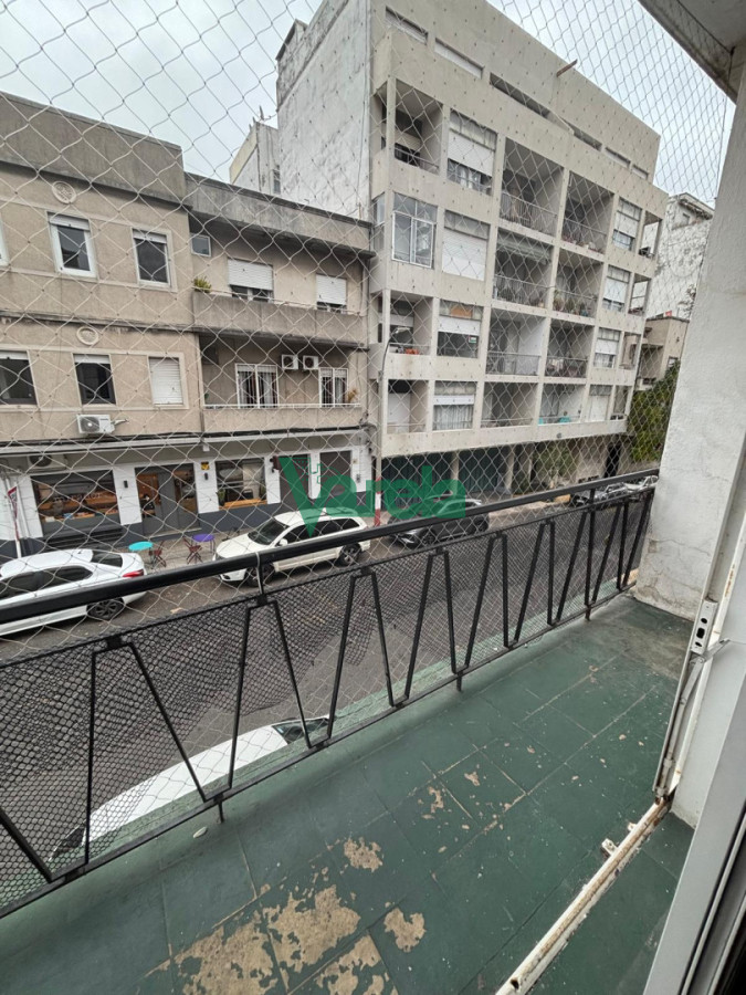 Casa ID.23073 - Casa a la venta PH altos de dos dormitorios en Parque Rodo