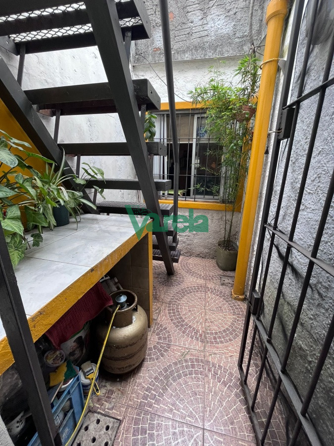 Casa ID.21455 - Venta casa Buceo padrón único 3 dorm 2 baños bbcoa garage