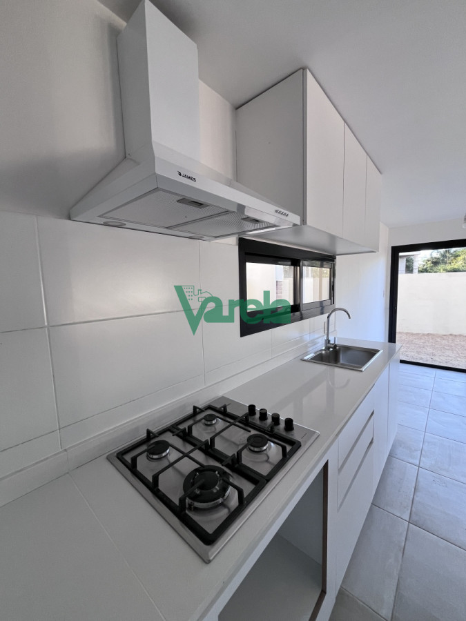 Casa ID.22262 - Venta casa a estrenar en Lomas Sur, 3 dormitorios, 3 baños, parrillero