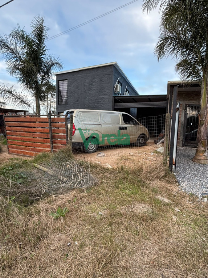 Casa ID.23105 - Casa en venta Montes de Solymar 3 dormitorios, parque parrillero