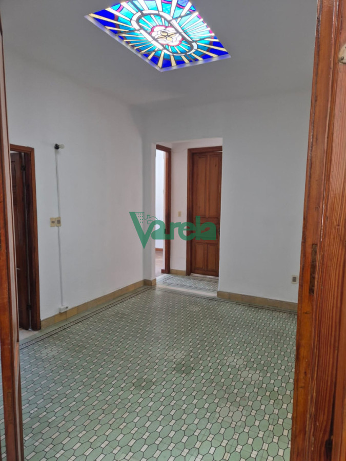 Casa ID.22974 - Venta un padron, una casa y dos locales comerciales Atahualpa