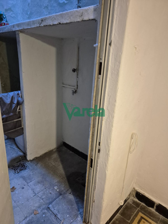 Casa ID.22974 - Venta un padron, una casa y dos locales comerciales Atahualpa