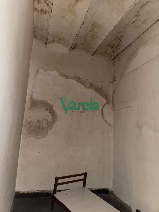 Casa ID.22627 - Venta casa de Altos en el Centro, 14 dormitorios, 2 baños, inversion