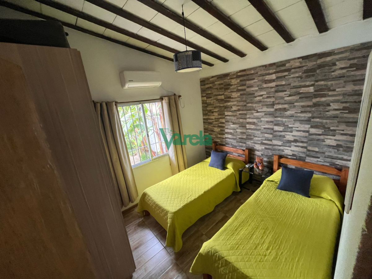 Casa ID.23074 - Casa en venta en Lagomar de 2 dormitorios, mas apto de 3 dorm