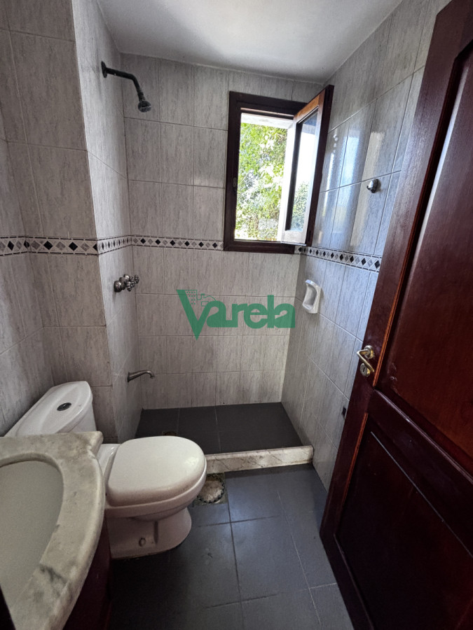 Casa ID.22717 - Casa mas local en venta 3 dormitorios 3 baños en El Pinar sur