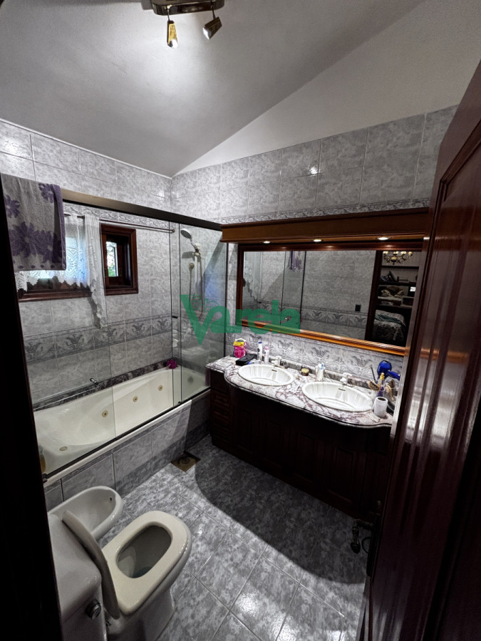 Casa ID.22574 - Casa en venta en El Pinar Sur 5 dormitorios 5 baños !! 