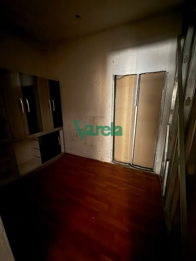 Casa ID.22693 - Venta Casa Padron Unico Cochera 3 autos 5 Dormitorios La Comercial
