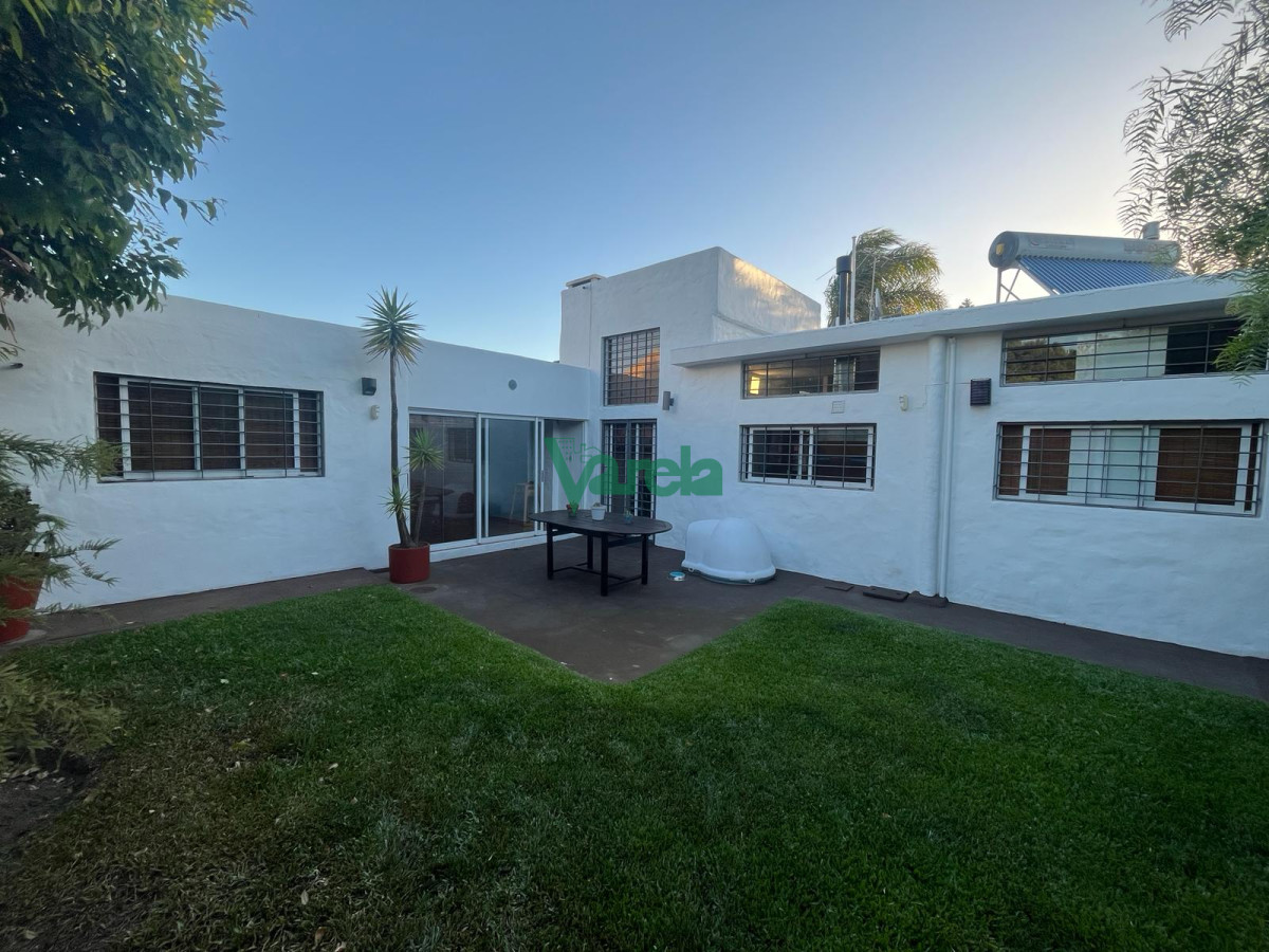 Casa ID.22453 - Casa en venta en El Pinar al sur . 2 dormitorios!! 