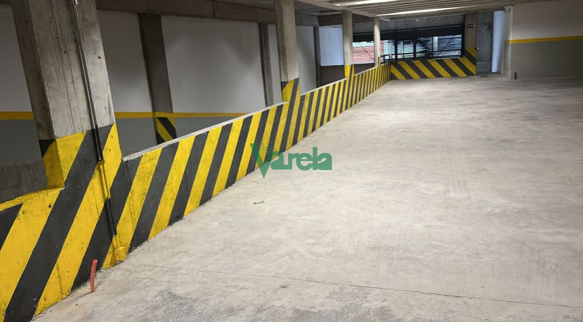 Casa ID.22552 - Venta Parking Ciudad Vieja Punto Estrategico No Lo Pierda