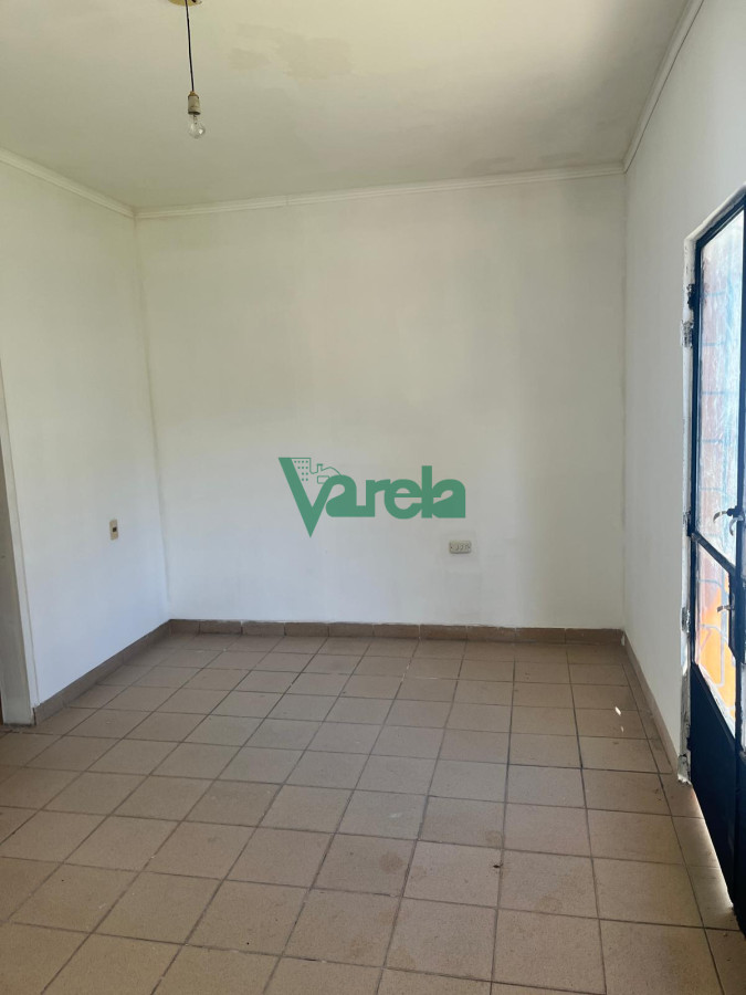 Casa ID.22270 - Venta casa, Punta Gorda , 2 dormitorios,1baños completo, jardín, cochera, patio con parrillero