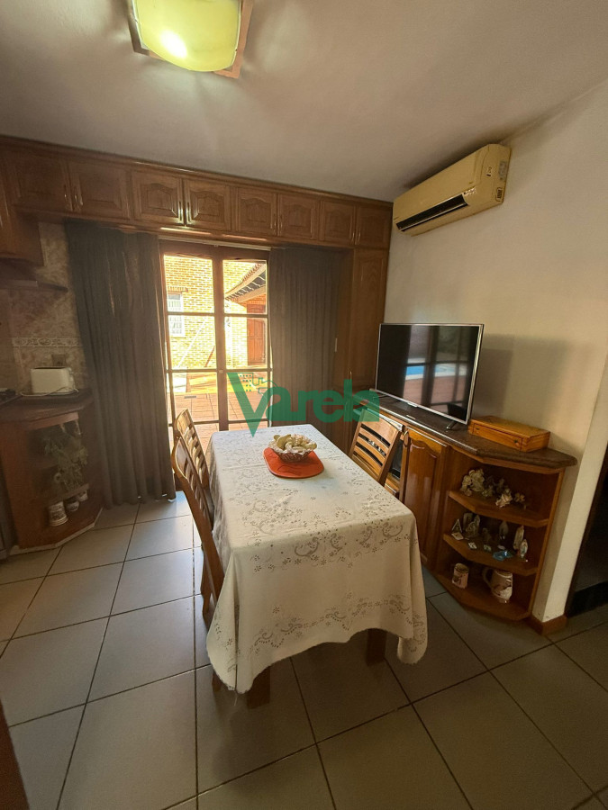 Casa ID.22671 - Venta Casa Con Galpon Ideal Negocio y Vivienda Colon