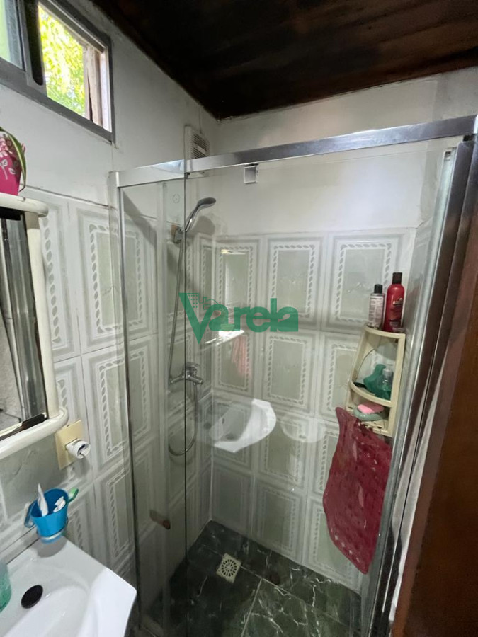 Casa ID.22020 - Venta de 2 casas en Salinas al Sur, 3 dormitorios, estufa leña, cochera x 3