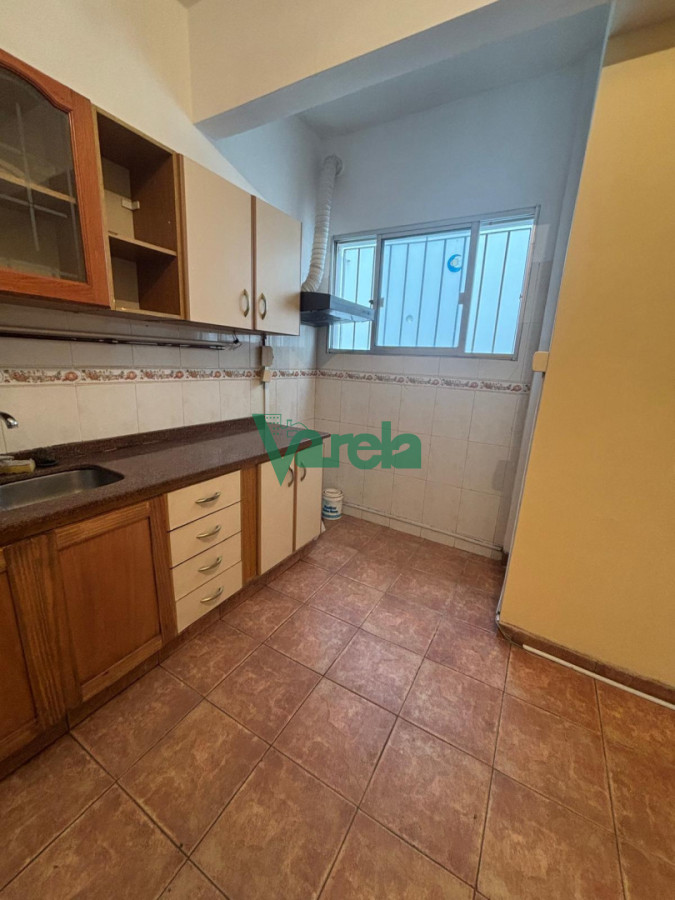 Casa ID.23073 - Casa a la venta PH altos de dos dormitorios en Parque Rodo