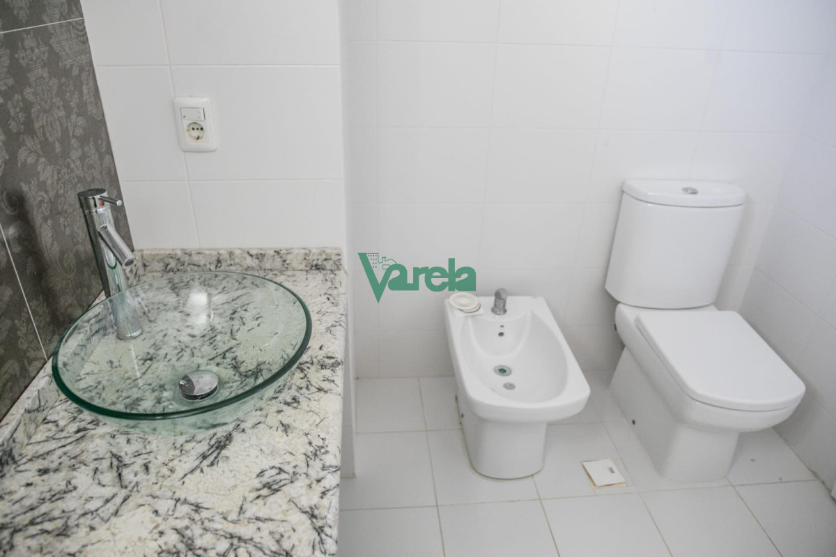 Casa ID.22898 - Casa en Alquiler Barrio privado Carmel 5 dormitorios 5 baños