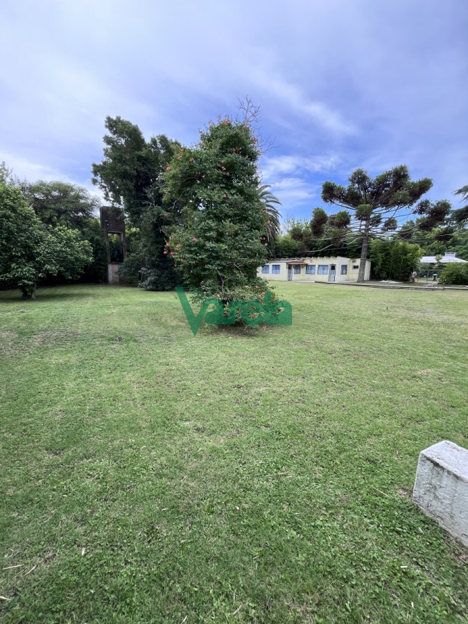 Casa ID.22041 - Casa ,local en venta Pinar sur sobre principal!