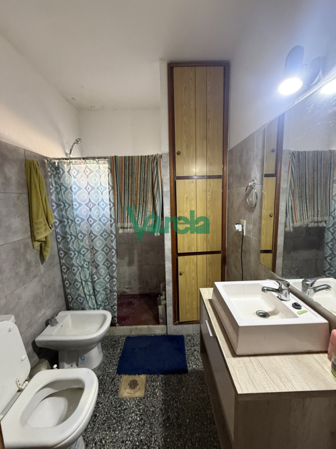 Casa ID.23106 - Venta Casa Padron Único Esquina la comercial 3 dor 2 baños garage