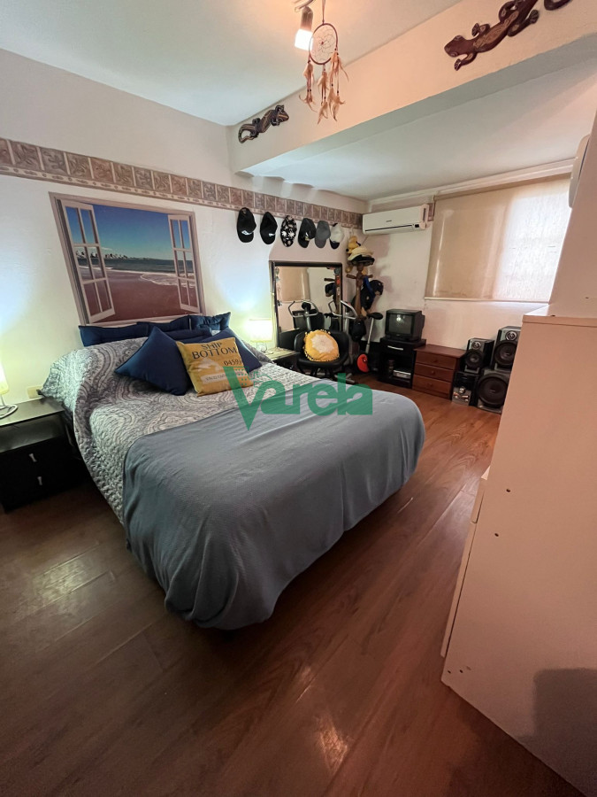 Casa ID.21455 - Venta casa Buceo padrón único 3 dorm 2 baños bbcoa garage