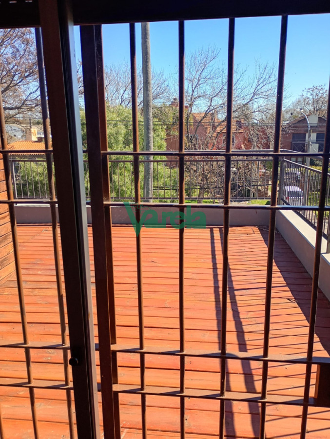 Casa ID.23170 - Venta Casa Carrasco norte, 6 dormitorios, 5baños, en 2 plantas 