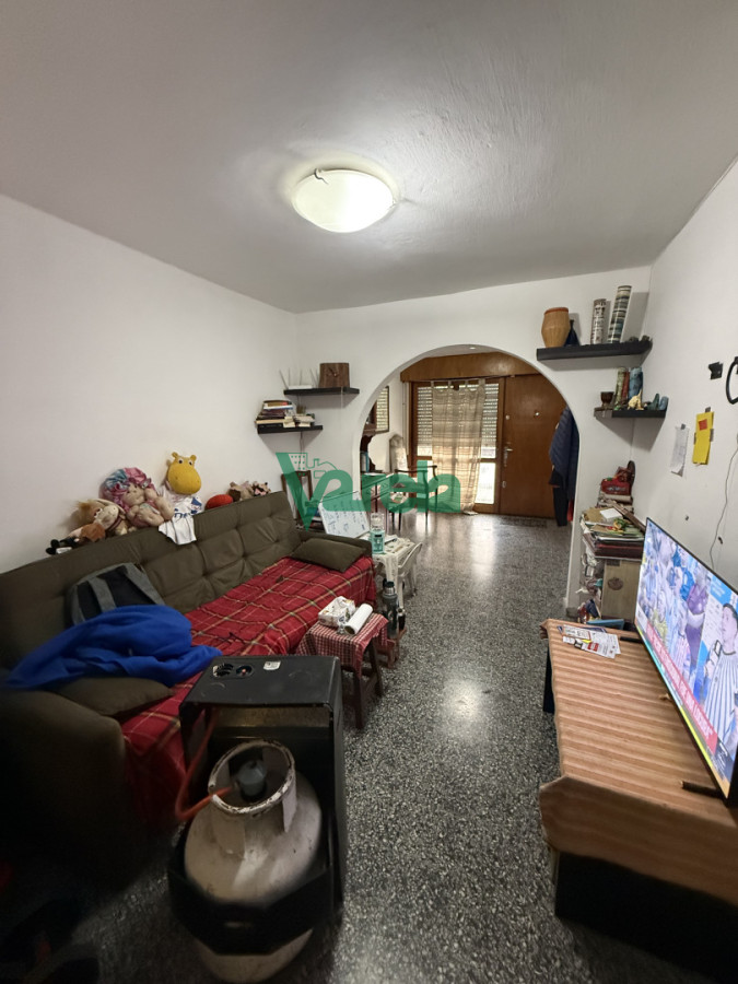 Casa ID.23106 - Venta Casa Padron Único Esquina la comercial 3 dor 2 baños garage