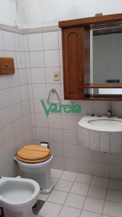Casa ID.21968 - Venta, casa Punta Gorda, 4 dorm,3 baños,garaje, parrillero