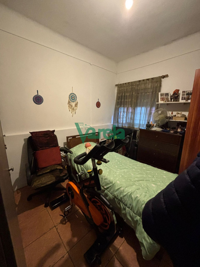 Casa ID.23157 - Venta de Casa de dos dormitorios con cochera y patio en Jacinto Vera 
