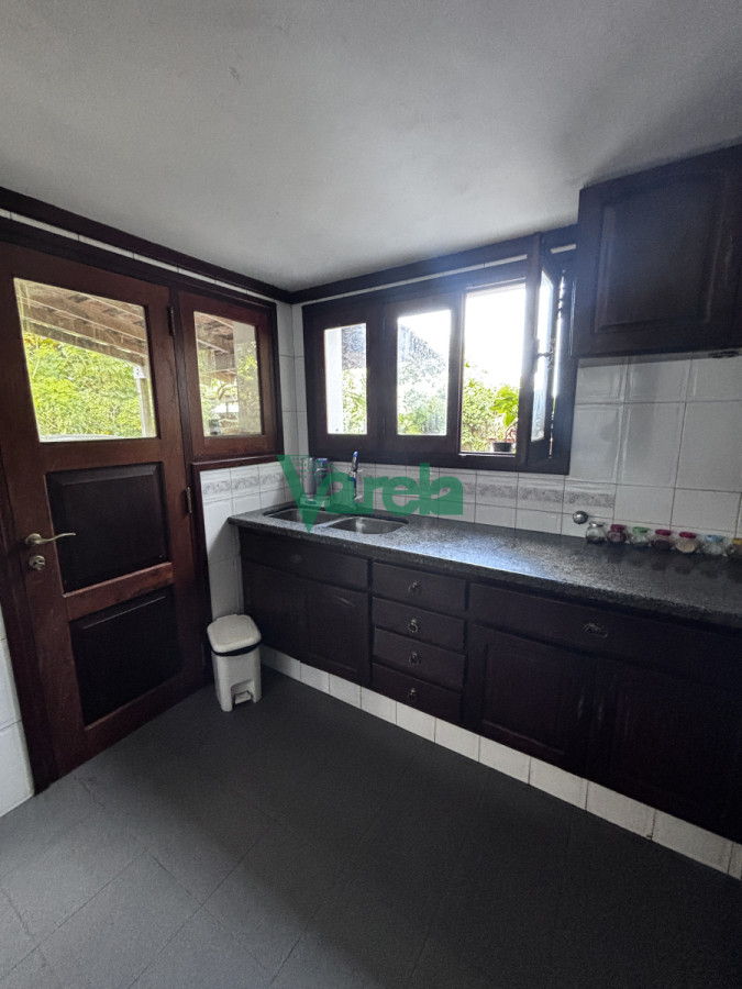 Casa ID.22717 - Casa mas local en venta 3 dormitorios 3 baños en El Pinar sur