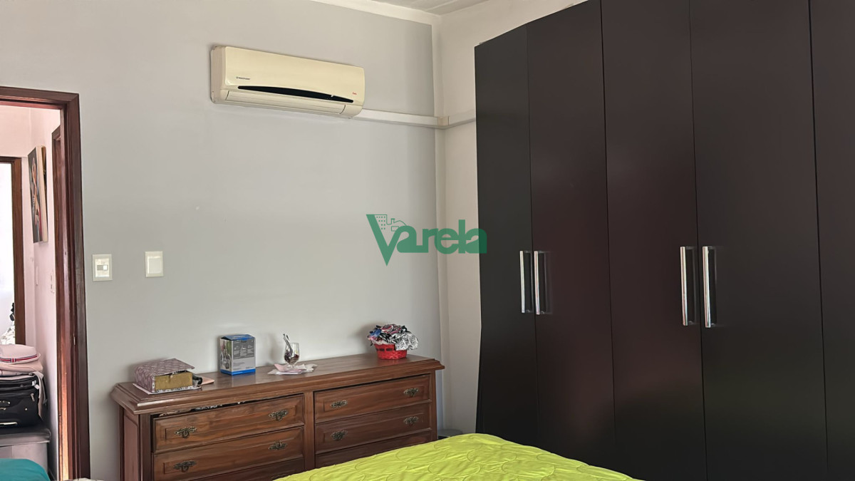 Casa ID.22975 - Venta de casa en Solymar de 3 dormitorios en 630 2 Terreno  