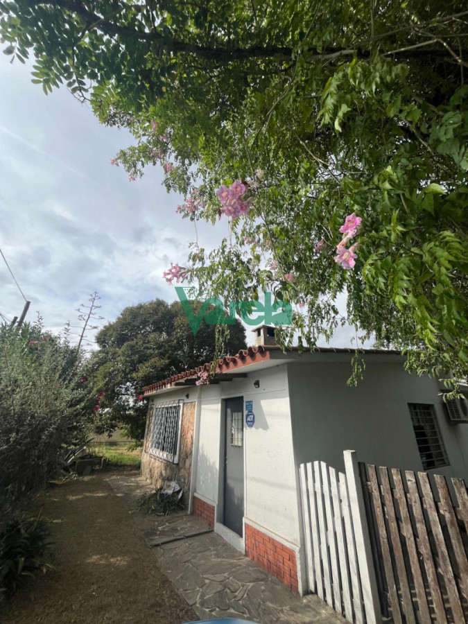 Casa ID.22941 - Venta de casa en Salinas, 1 dormitorio y demás