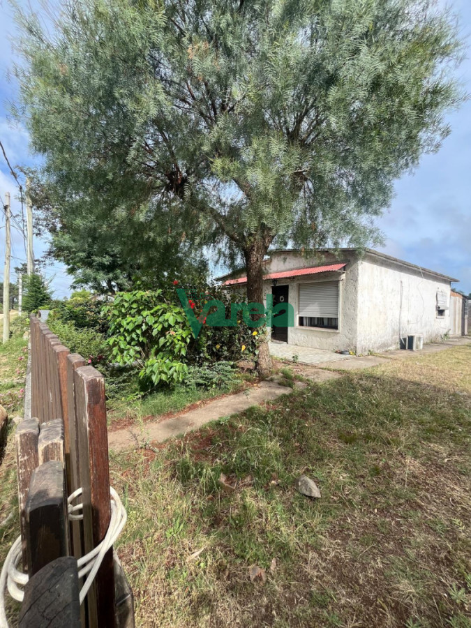 Casa ID.22997 - Venta de casa en Salinas, 2 dormitorios y demas