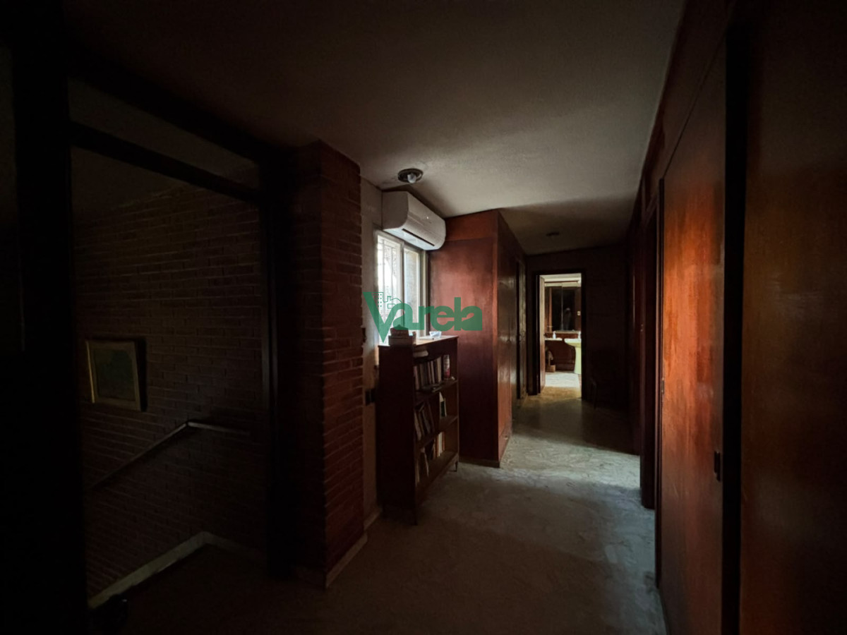 Casa ID.23103 - Venta de gran casa en parque Batlle de 5 dormitorios