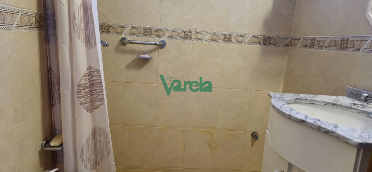Casa ID.22504 - Casa en Atlántida, dos dormitorios y apartamento al fondo