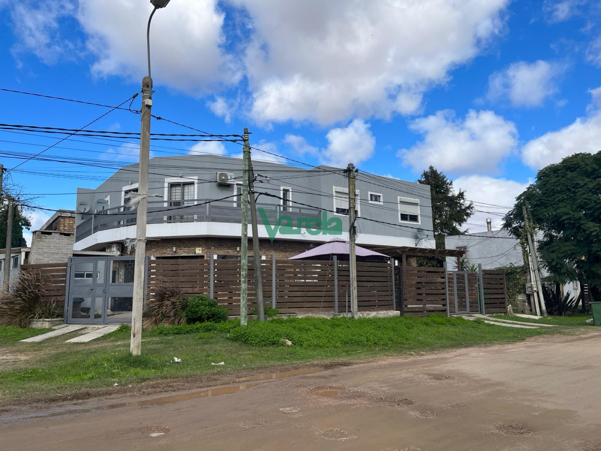 Casa ID.22181 - Venta de 3 casas en un padrón. 2 alquiladas, ideal inversor, Shangrila