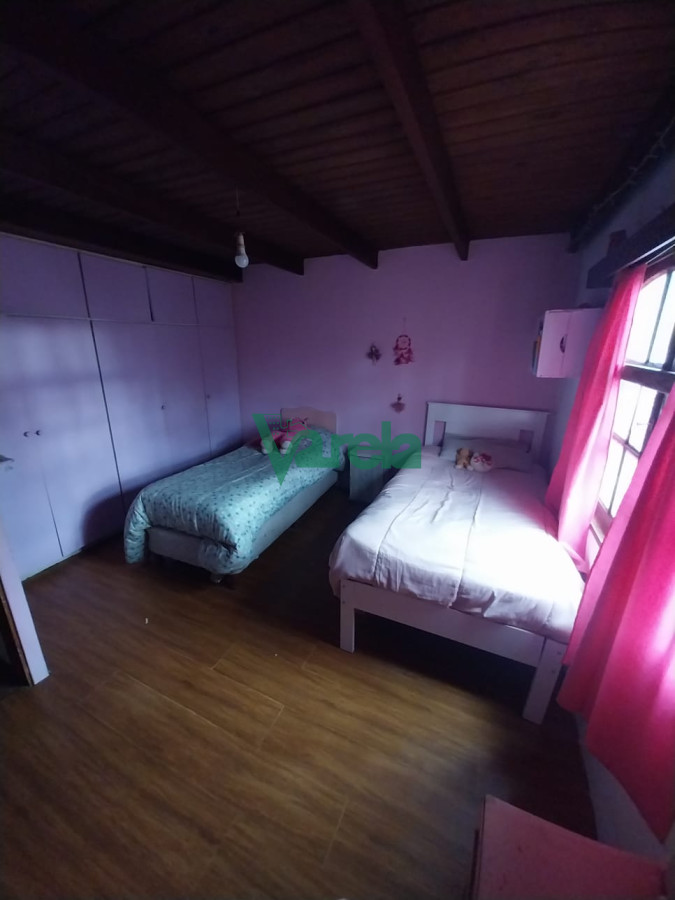 Casa ID.22669 - Venta de dos casas en 700 mts terreno, Montes de Solymar 