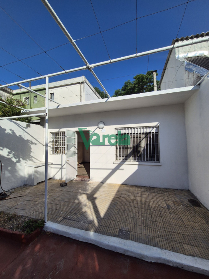 Casa ID.22916 - Alquiler 2 dormitorios op a 3 calle Bell prox Millan
