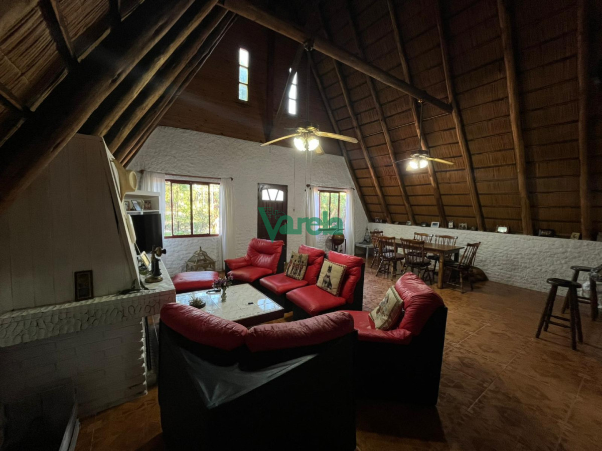 Casa ID.22966 - Casa de 3 dormitorios y 2 baños en La Floresta Sur