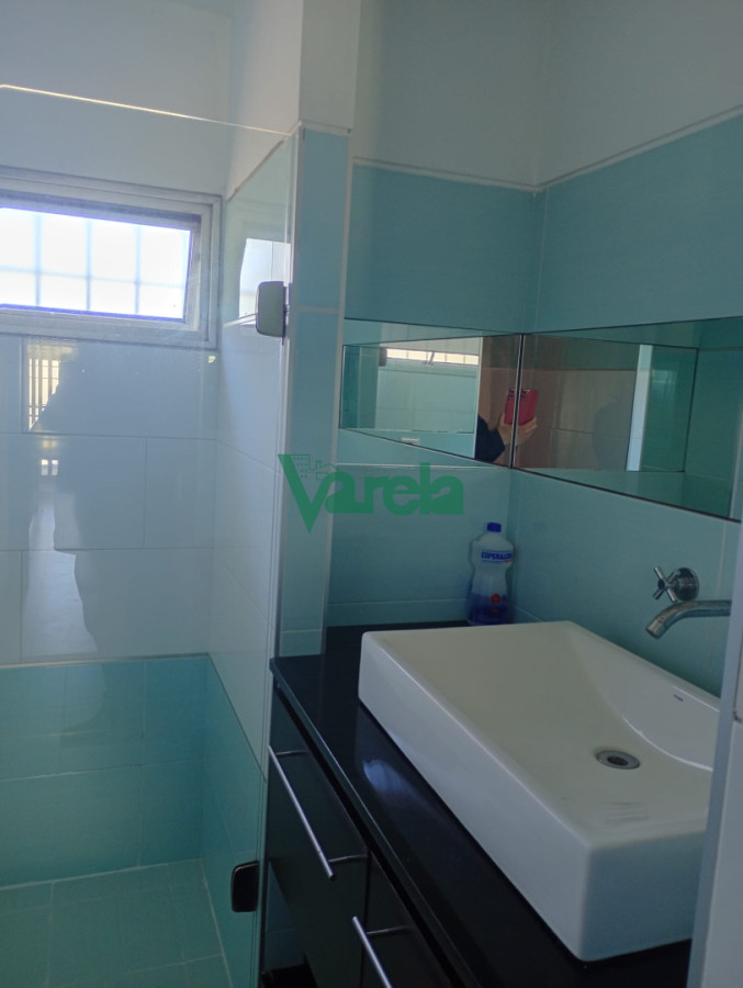 Casa ID.23170 - Venta Casa Carrasco norte, 6 dormitorios, 5baños, en 2 plantas 