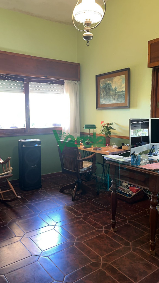 Casa ID.22417 - Casa Cuatro Dormitorios y Dos Baños al Sur 